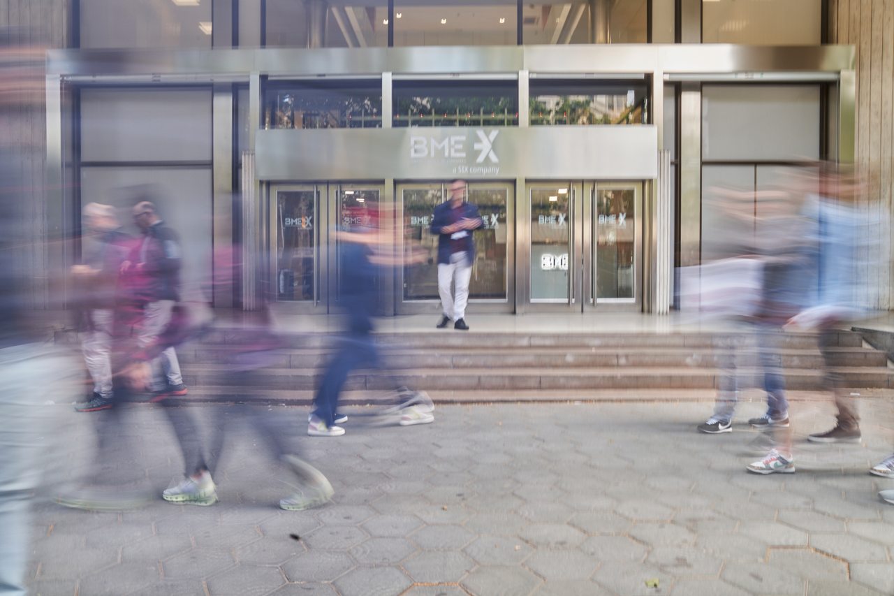 wide shot of the six bme building in Bilbao