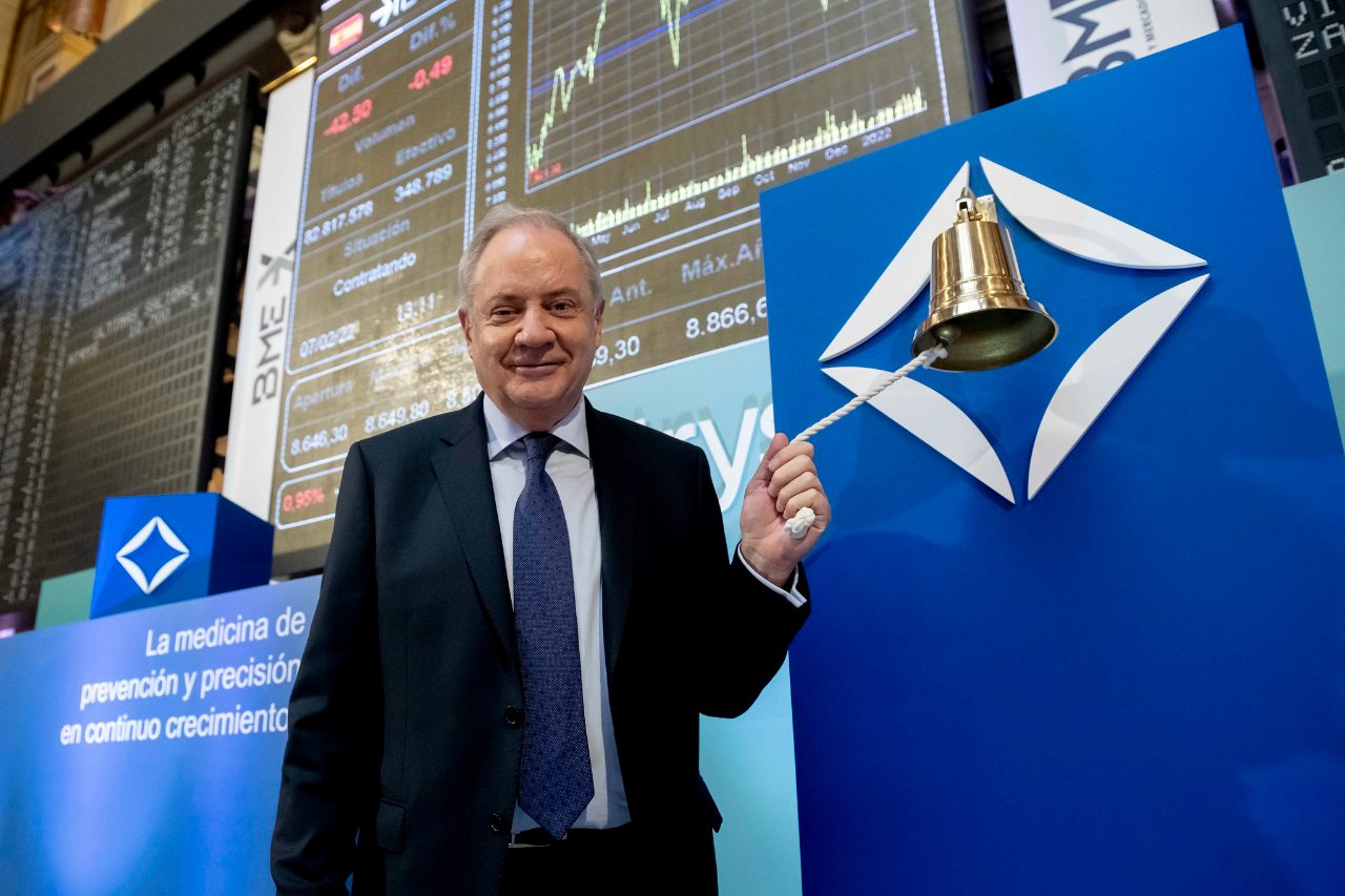 Santiago de Torres, Chairman of Atrys Health, during the Bell-Ringing.