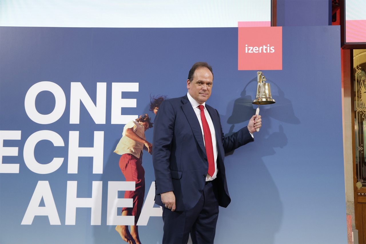 Toque de campana de Izertis al mercado principal