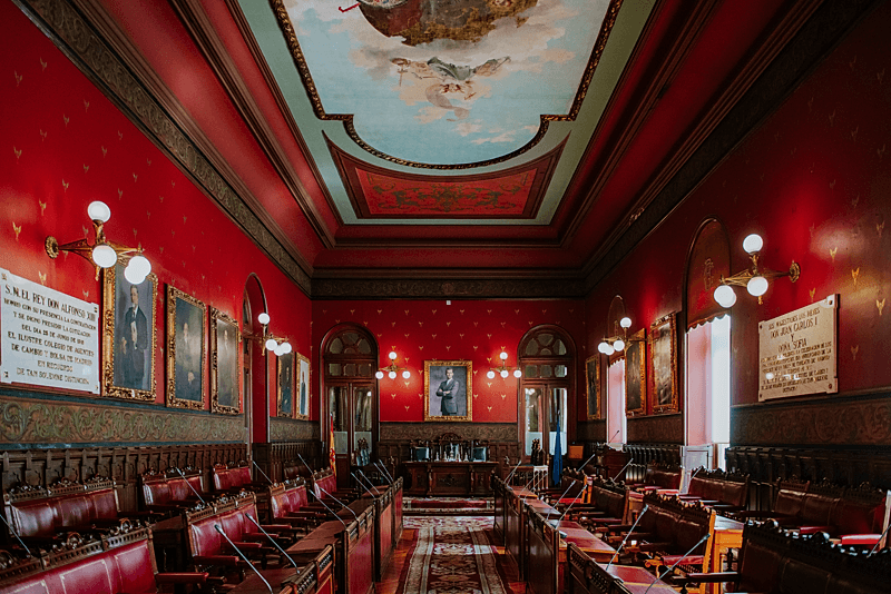 Salón de Cotizar en el interior del Palacio de la Bolsa en Madrid
