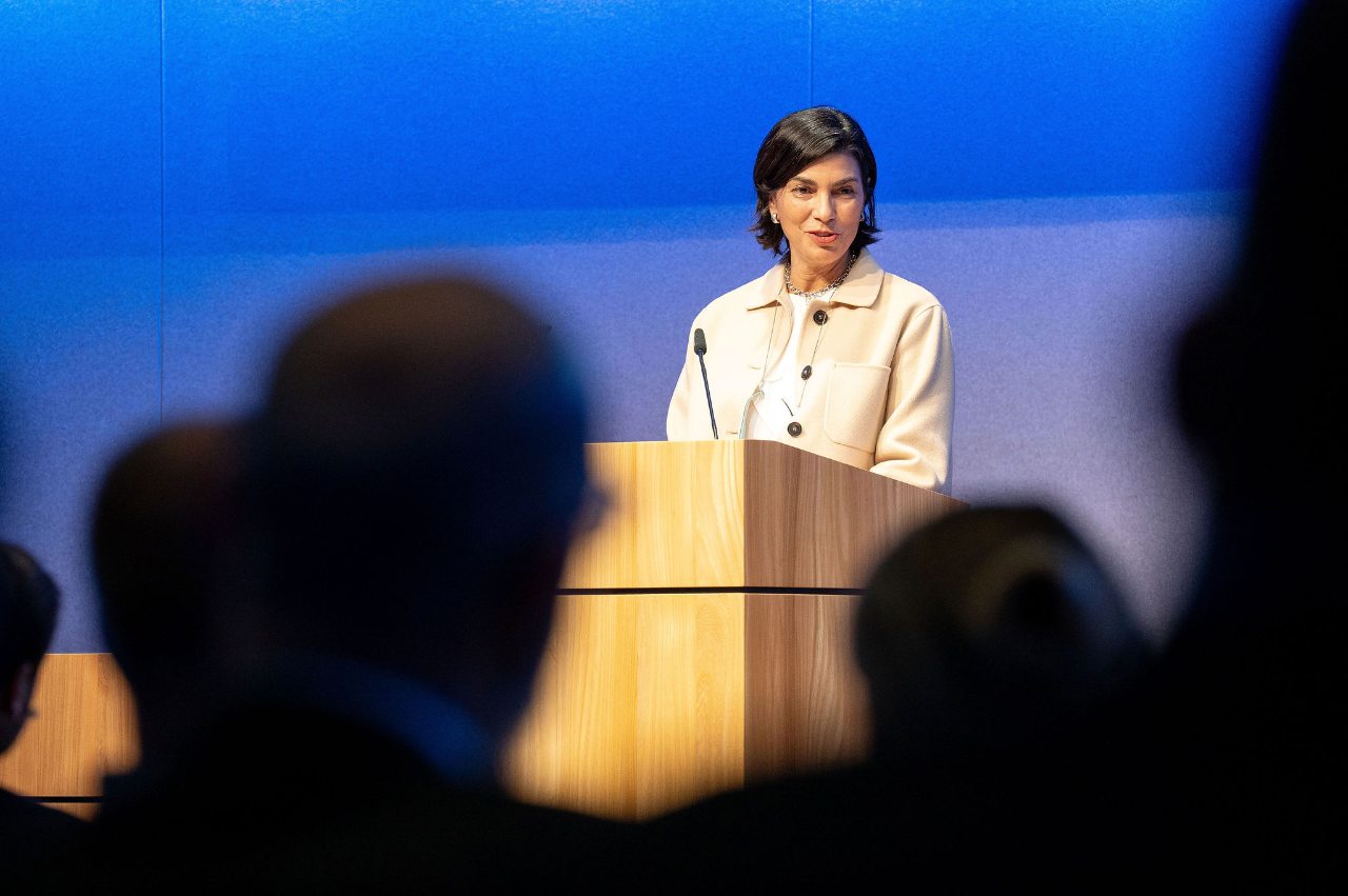 Maria Santos at the REGIS-TR event 